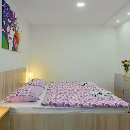 Apartment Eva- Modern Place
