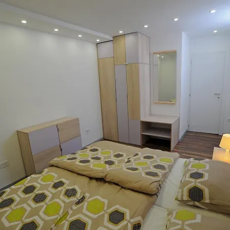 Eva- Modern Place Apartment